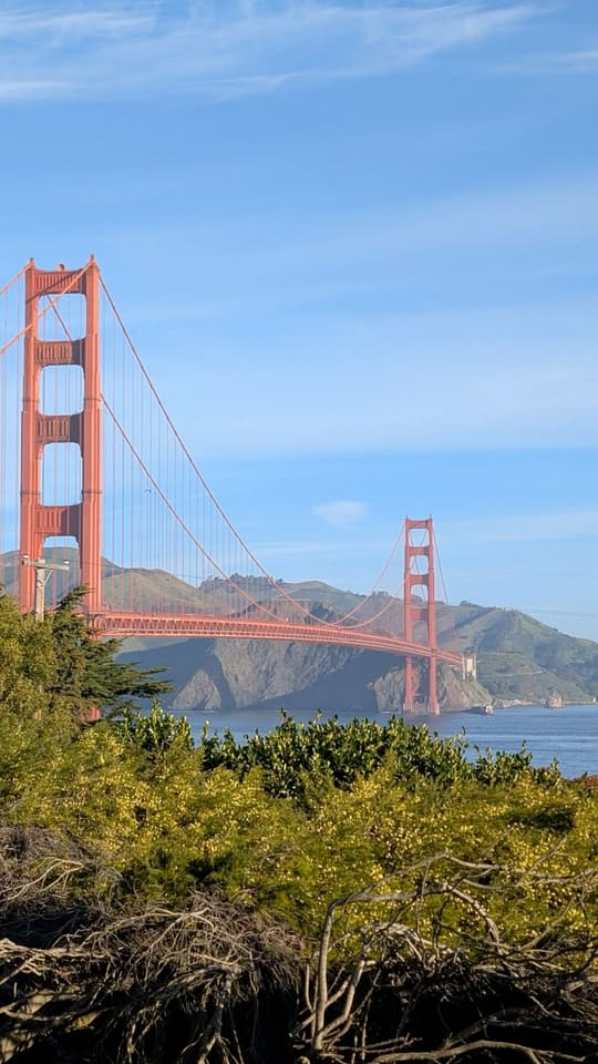 Instagram reel created with Tourbo: City tour — Golden Gate Bridge lookout